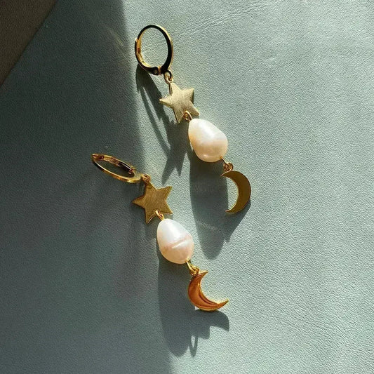 Night Sky Pearl Earrings | Gold Plated Celestial Jewelry - Femstylo