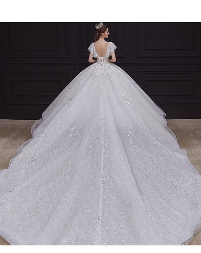 Luxury White Wedding Dress with Crystal Beads